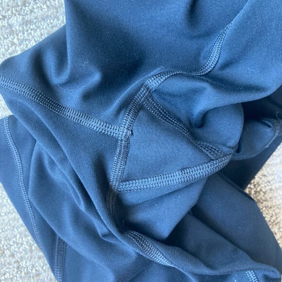 Girlfriend Collective Compressive High-Waisted Leggings in Black, Size M | EUC - Picture 5 of 5